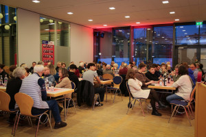 SPD Ortsverein Erbendorf-Wildenreuth: Zuhörer bei der SPD Wahlkampfveranstaltung in der Stadthalle, Foto: Marina Dötterl, 2026 .